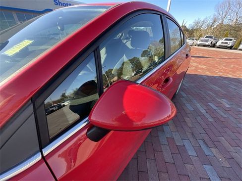 Used 2016 Chevrolet Cruze LT w/ Convenience Package image 11