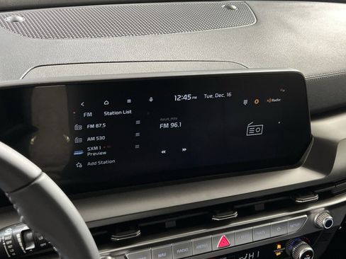 New 2025 Kia Telluride S image 16