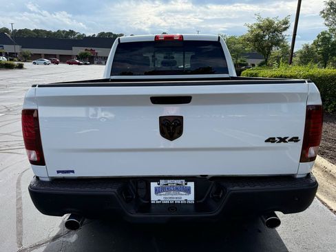 Used 2019 RAM 1500 Classic Warlock AWD/4WD image 4