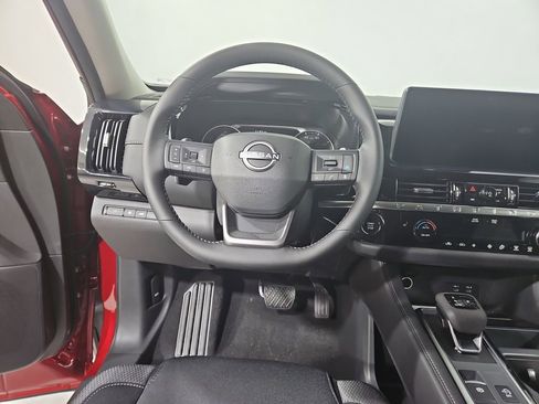 New 2026 Nissan Pathfinder SV image 13