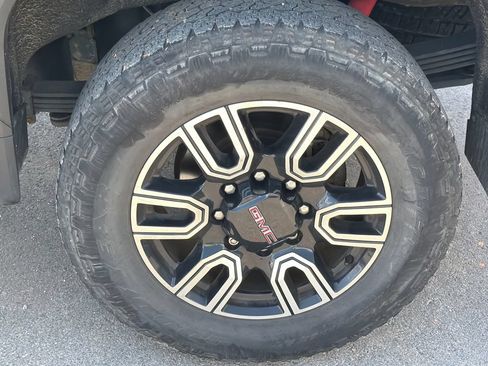 Used 2023 GMC Sierra 2500 AT4 w/ Gooseneck/5TH Wheel Package AWD/4WD image 19