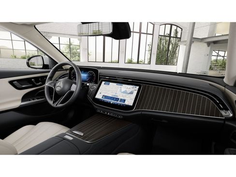 New 2026 Mercedes-Benz E 350 4MATIC Sedan image 6