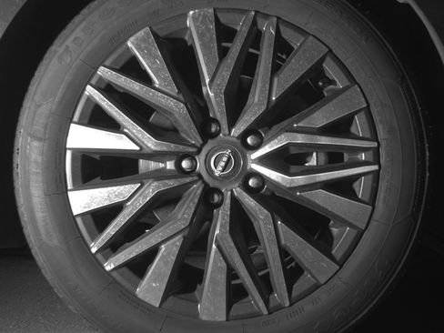 Used 2025 Nissan Altima 2.5 SV image 13