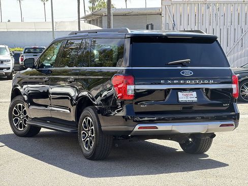 Used 2024 Ford Expedition Max XLT RWD image 49