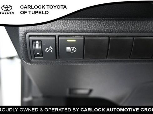Used 2025 Toyota Corolla SE FWD image 22