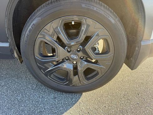 Used 2024 Subaru Ascent Onyx Edition image 15