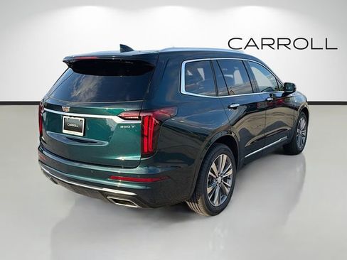 Used 2024 Cadillac XT6 Luxury FWD image 3