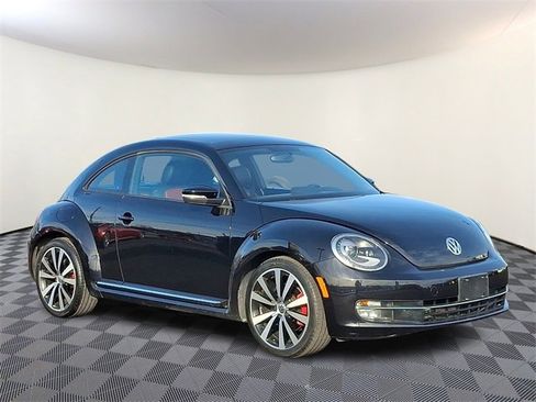 Used 2013 Volkswagen Beetle 2.0T image 1