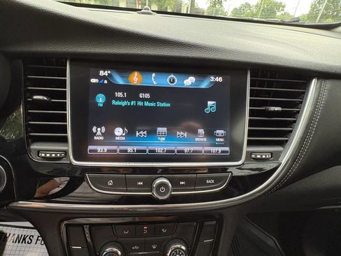 Used 2019 Buick Encore Preferred AWD/4WD image 36