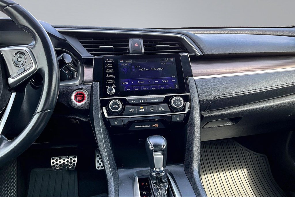 Used 2019 Honda Civic Touring image 6