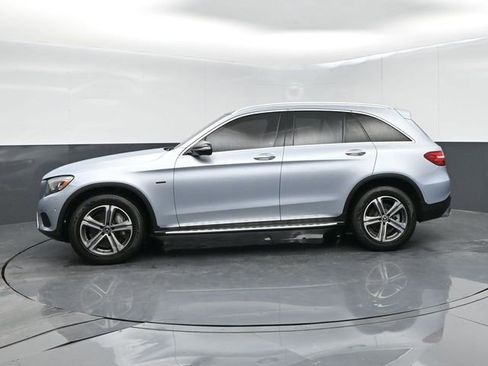Used 2018 Mercedes-Benz GLC 350e 4MATIC image 5
