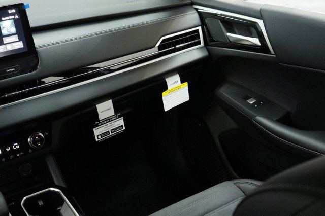 New 2026 Mitsubishi Outlander SE FWD image 22