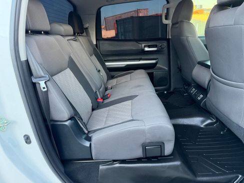Used 2017 Toyota Tundra SR5 image 33