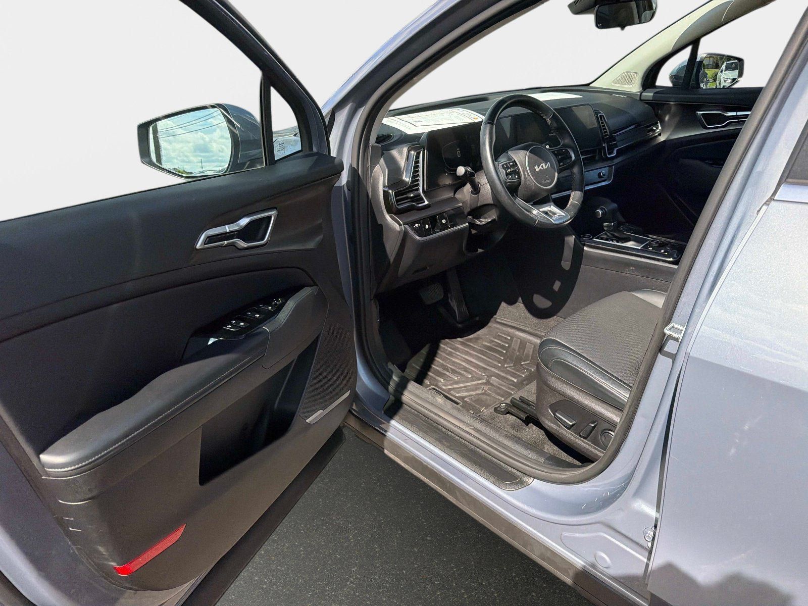 Used 2023 Kia Sportage EX FWD image 18