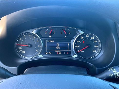 Certified 2023 GMC Terrain SLE w/ Driver Convenience Package image 13