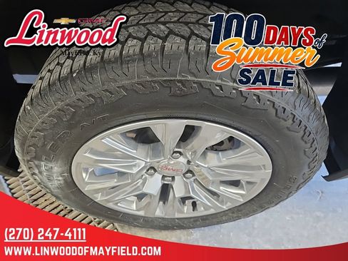 Used 2023 GMC Sierra 1500 Denali w/ Technology Package AWD/4WD image 7
