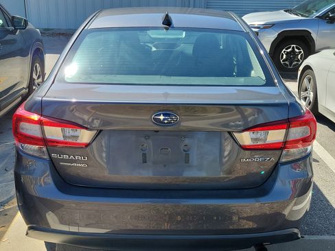 Used 2019 Subaru Impreza 2.0i Premium image 5
