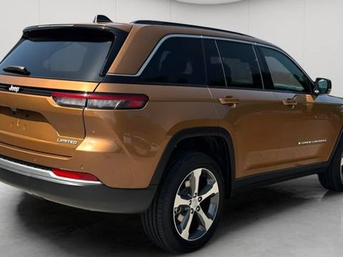 New 2026 Jeep Grand Cherokee Limited AWD/4WD image 4