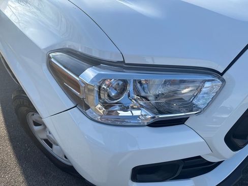 Used 2021 Toyota Tacoma SR w/ SR Convenience Package image 37