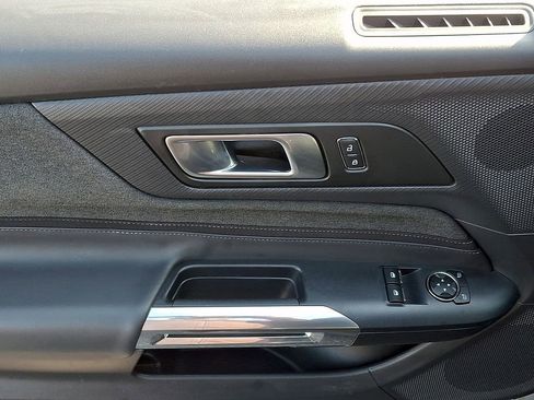 Used 2025 Ford Mustang GT image 12