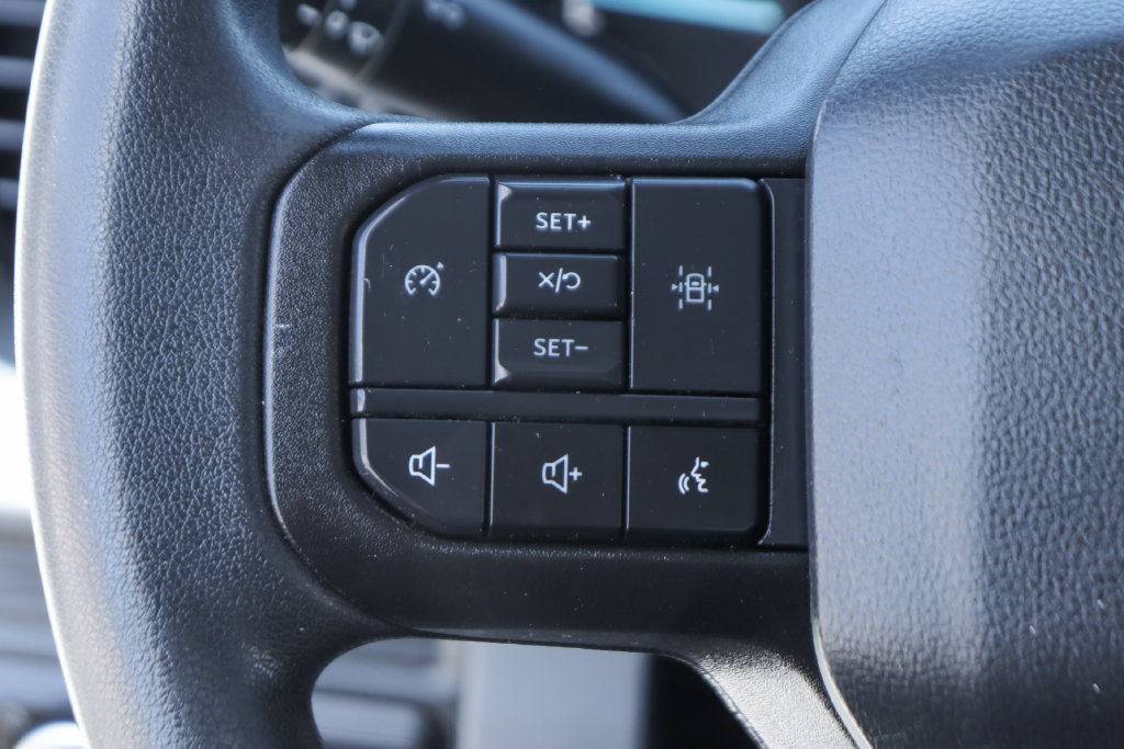 Used 2023 Ford F550 2WD Regular Cab Super Duty image 23