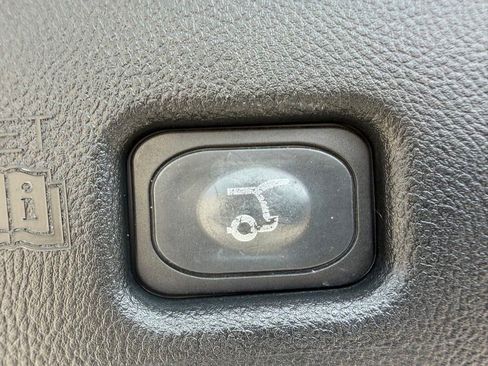 Used 2017 Lincoln MKX Reserve FWD image 17