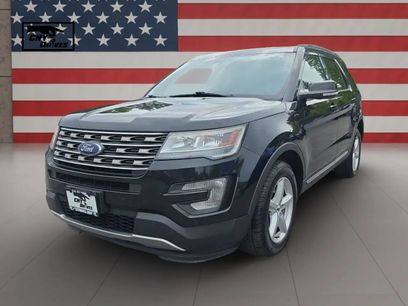 Used 2017 Ford Explorer XLT w/ Equipment Group 202A