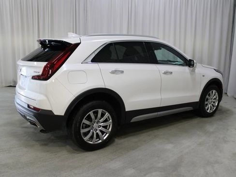 Used 2022 Cadillac XT4 Premium Luxury w/ Enhanced Visibility Package AWD/4WD image 31