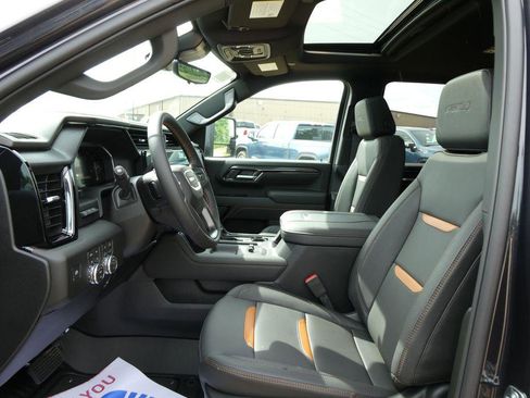 New 2026 GMC Sierra 2500 AT4 w/ AT4 Premium Plus Package AWD/4WD image 16