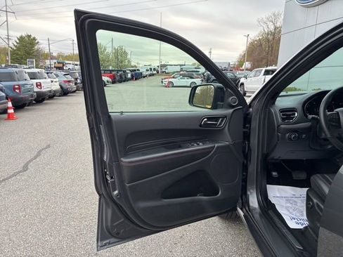 Used 2025 Dodge Durango GT image 16