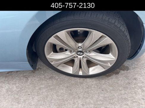 Used 2010 Hyundai Genesis 2.0T image 9