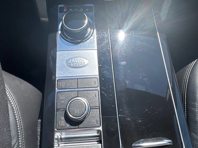 Used 2019 Land Rover Range Rover AWD/4WD image 24