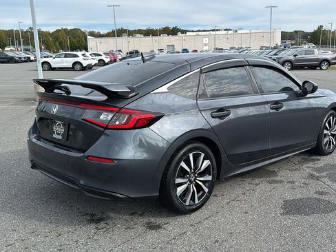 Used 2022 Honda Civic EX-L image 6