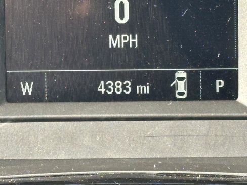 Used 2025 Chevrolet Trax RS w/ Driver Confidence Package image 14