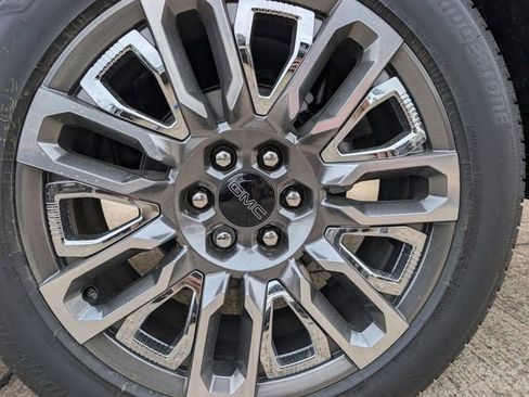 New 2026 GMC Sierra 1500 Denali Ultimate AWD/4WD image 7