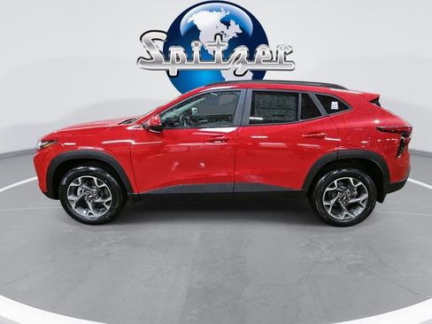 New 2026 Chevrolet Trax LT w/ Driver Confidence Package image 5