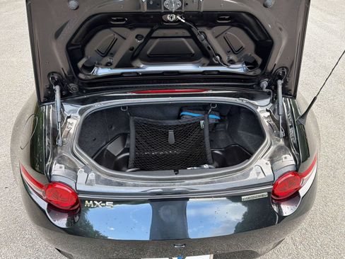 Used 2022 MAZDA MX-5 Miata Grand Touring w/ Weather Package RWD image 22
