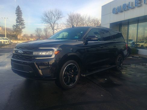 Certified 2024 Ford Expedition Max Limited image 3