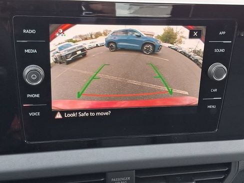 New 2026 Volkswagen Jetta SE FWD image 13