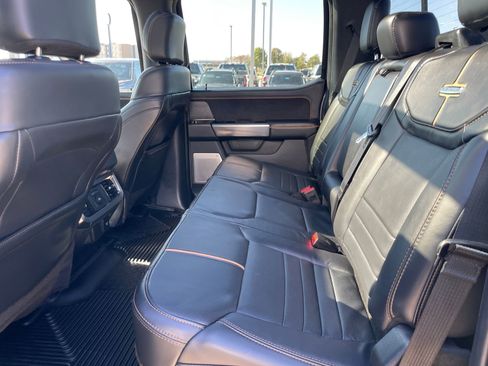 Used 2024 Ford F250 Platinum image 24