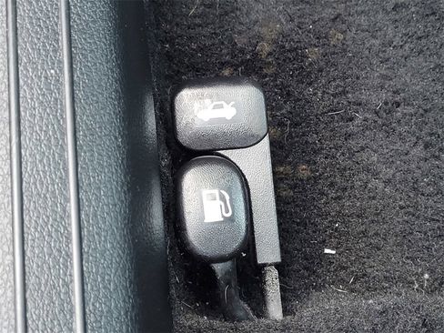 Used 2024 Kia Forte LXS image 11