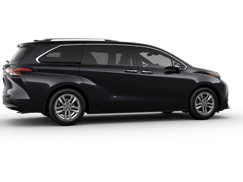 New 2025 Toyota Sienna Limited image 11