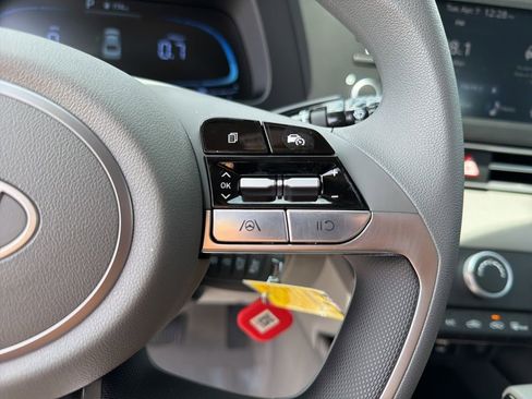 New 2026 Hyundai Elantra SE FWD image 19