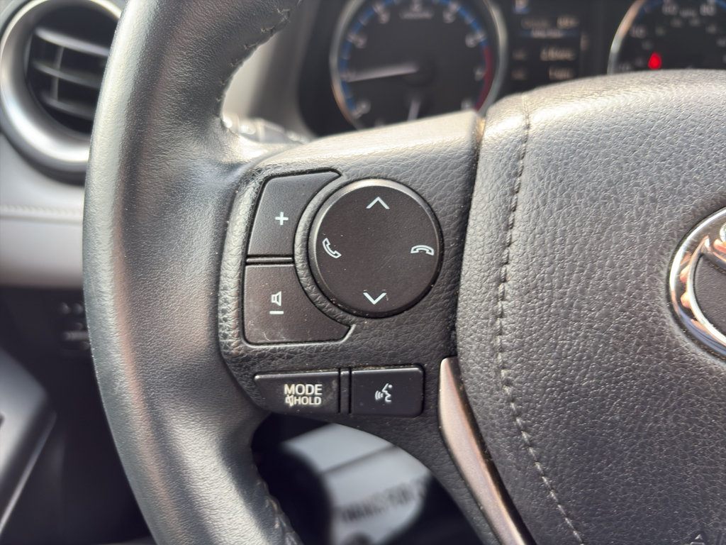 Used 2016 Toyota RAV4 XLE AWD/4WD image 19