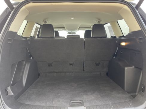 Used 2019 Ford Escape SEL AWD/4WD image 9