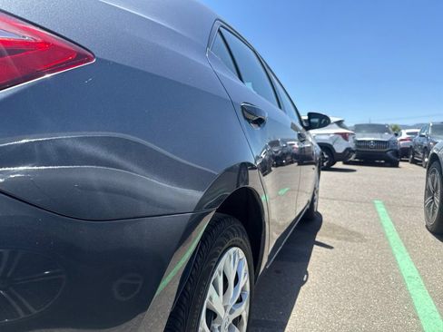 Used 2018 Toyota Corolla LE FWD image 6