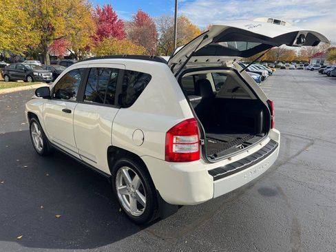 Used 2007 Jeep Compass Limited w/ Driver Convenience Group image 23