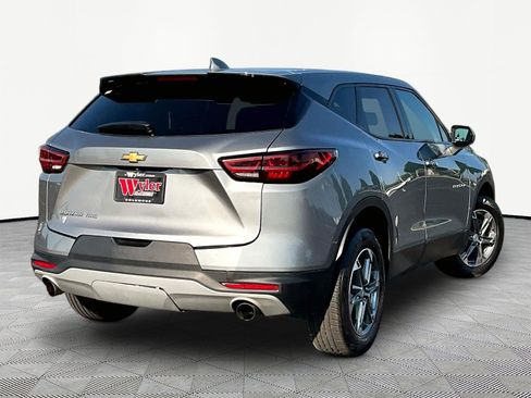 Used 2023 Chevrolet Blazer LT AWD/4WD image 6