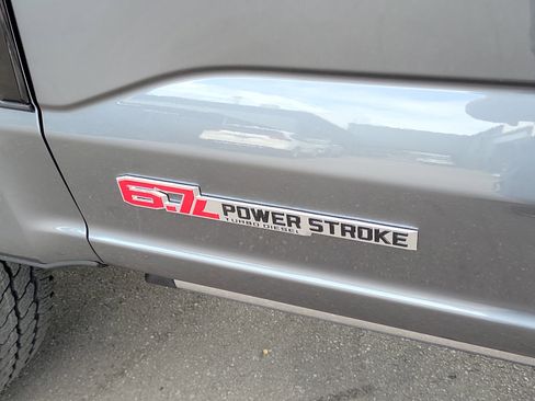 New 2026 Ford F250 Platinum image 10