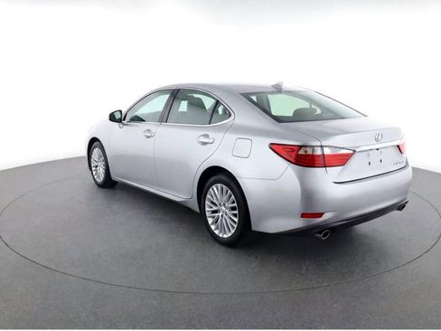 Used 2014 Lexus ES 350 w/ Luxury Package image 45